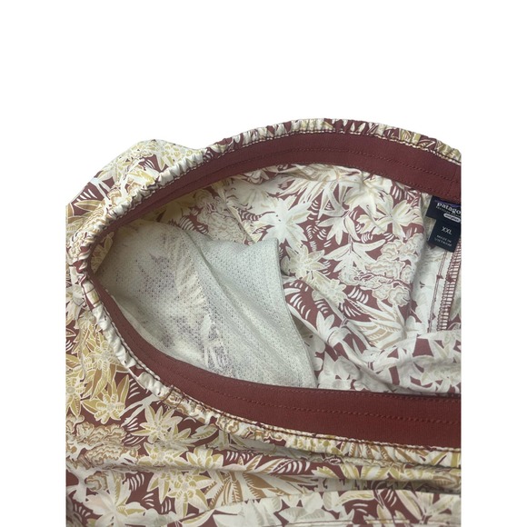 Patagonia woman’s shorts size xxl - Picture 8 of 8